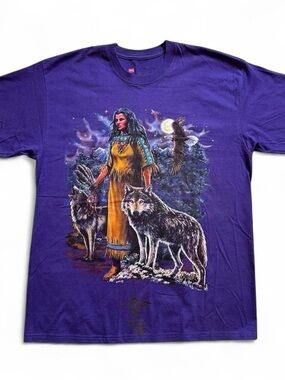 Purple Graphic Tee with Native-Inspired Wolf Design extra large